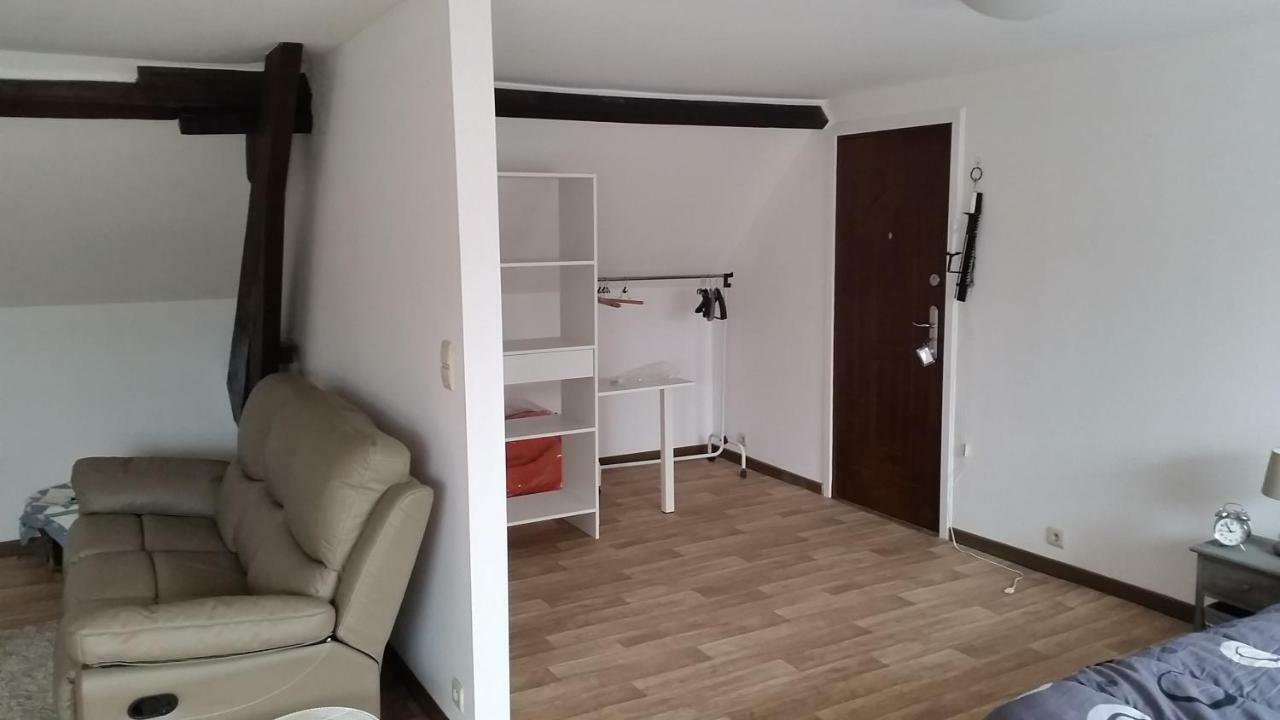 Au Trieu Hotell Wannebecq Exteriör bild